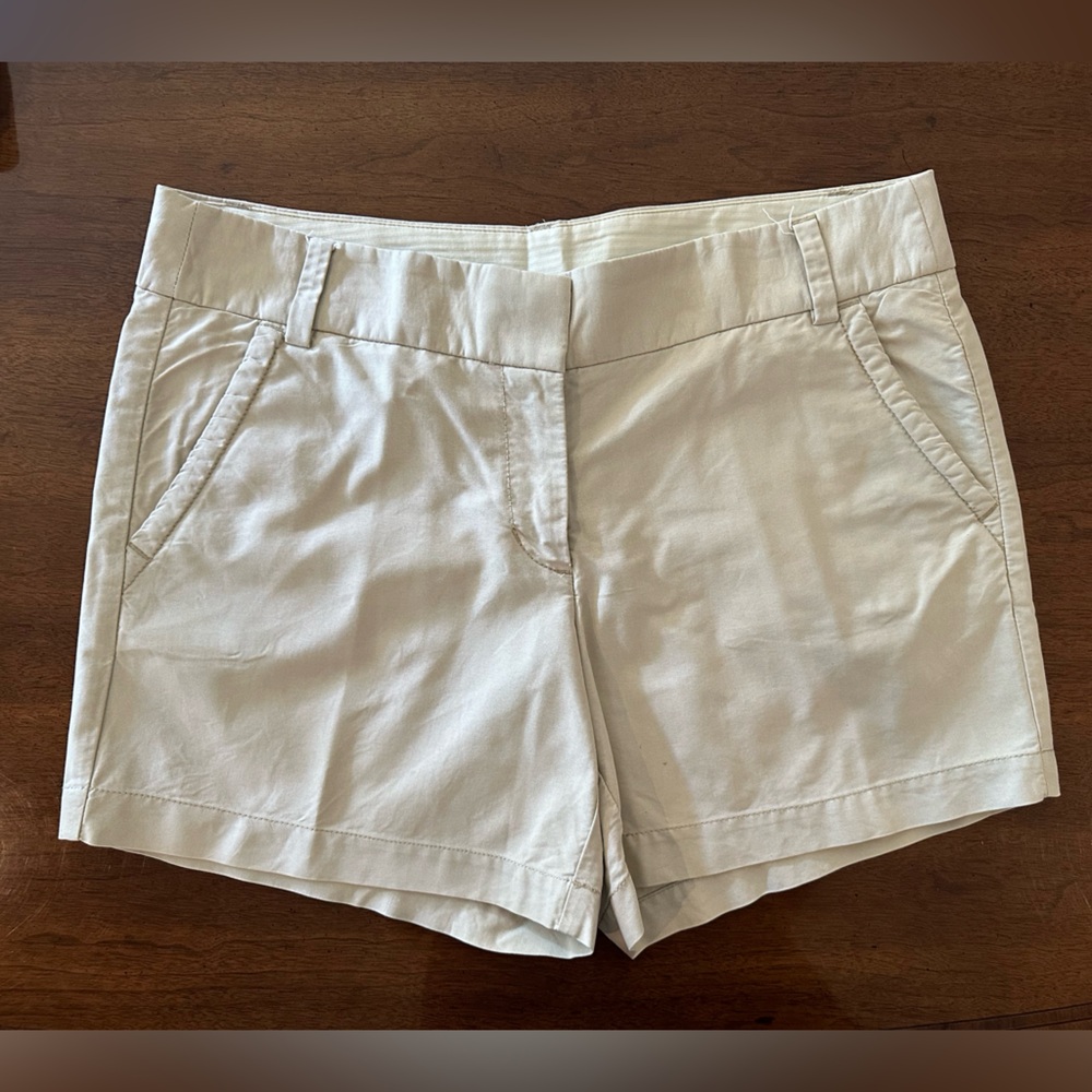 J. Crew Women's Light Khaki 4” Inseam Chino Shorts W Size 8